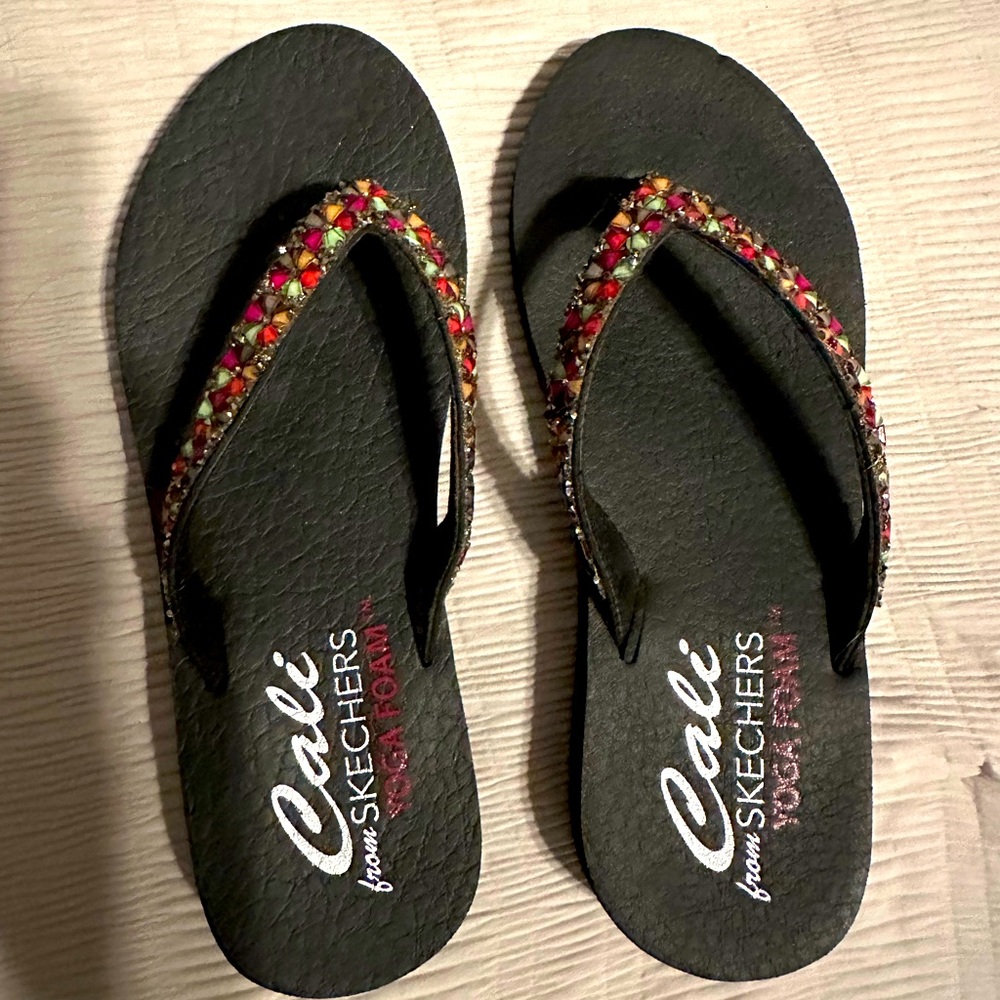 Skechers ‘Cali’ Flip Flops Ladies 8